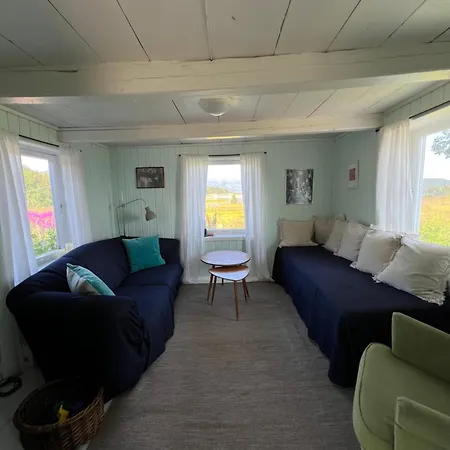 Charming Place In Tromso By The Sea.