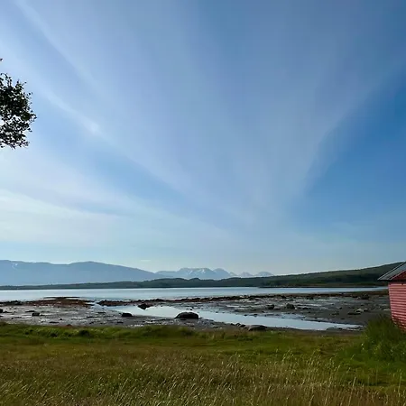 Charming Place In Tromso By The Sea. * Hakoybotn