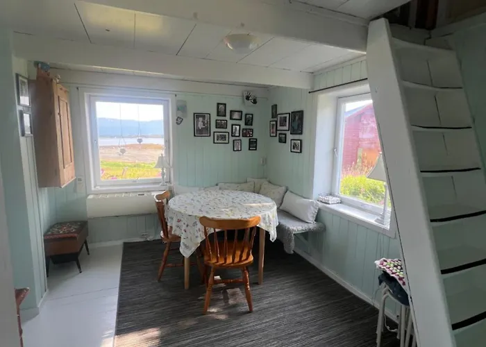 Charming Place In Tromso By The Sea.